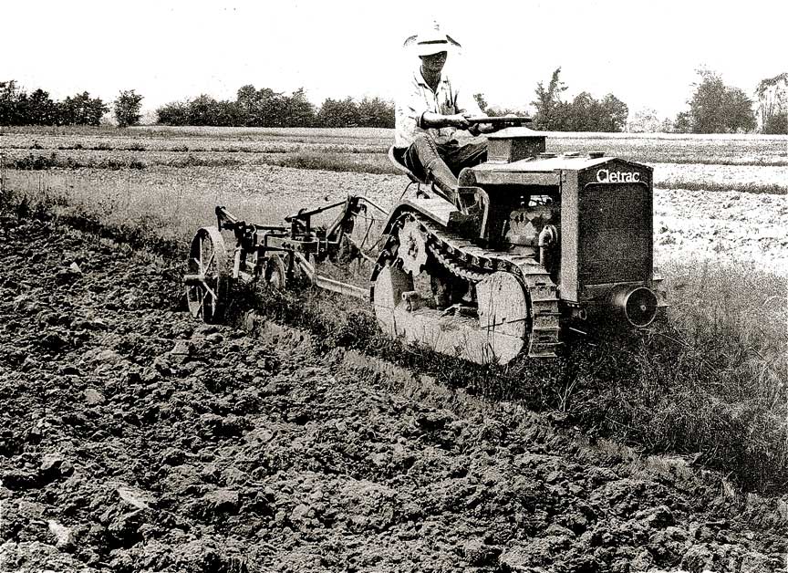 Cletrac F plowing