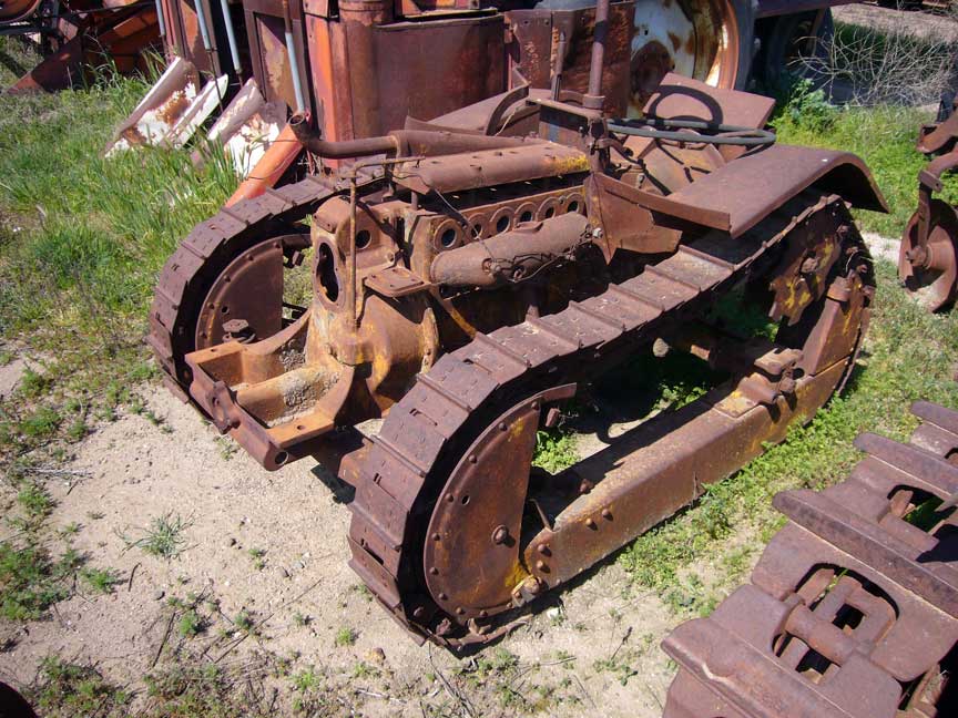 Leo Keoshian's Cletrac F